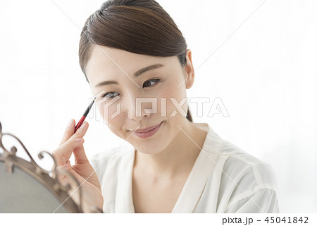 化粧　オシャレ　メイク 45041842