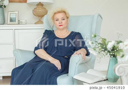 Older woman at home, portrait Older woman at home, portrait 45041910