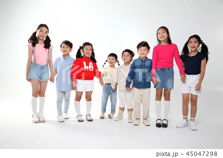 子供 団結 小学生 45047298