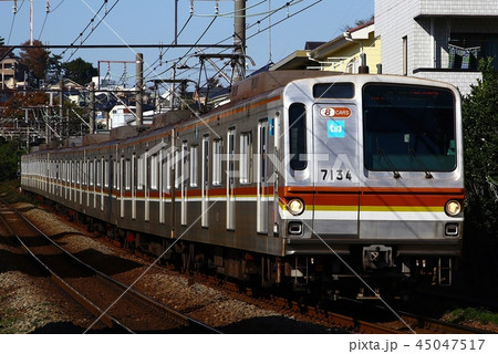 東横線を行く東京メトロ7000系 東横線を行く東京メトロ7000系 45047517