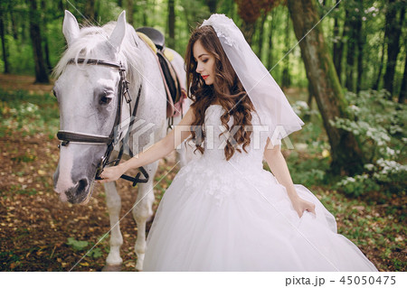 bride with horse 45050475