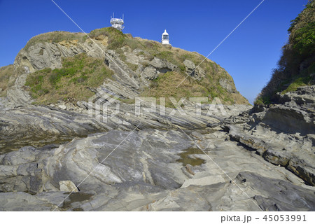 神奈川県三浦半島 【剱崎灯台】 三浦・岩礁のみち 【秋】 45053991