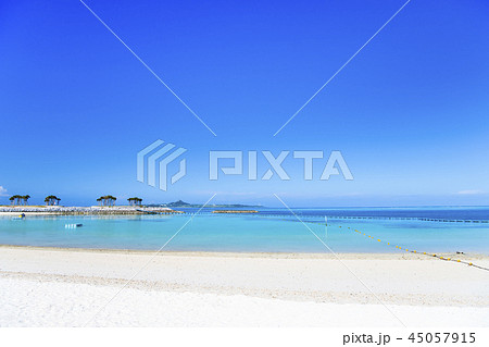 沖縄の海 エメラルドビーチ 45057915