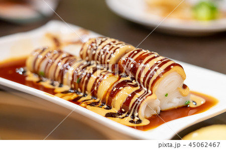 Chinese rice noodles roll with sweet sesame sauce 45062467