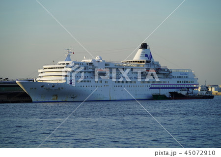 客船 パシフィックビーナス PACIFIC VENUSの停泊 横浜港 大さん橋 客船 パシフィックビーナス PACIFIC VENUSの停泊 横浜港 大さん橋 45072910