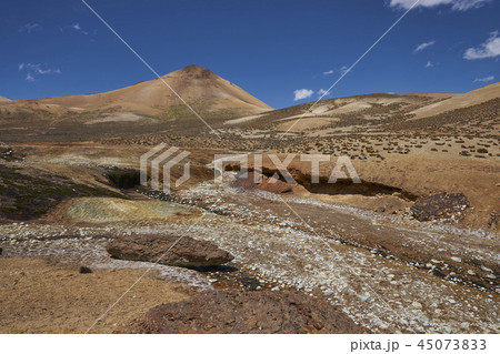 Parched river 45073833