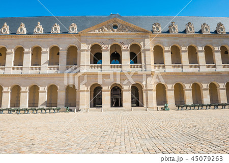 Great Court museum 45079263