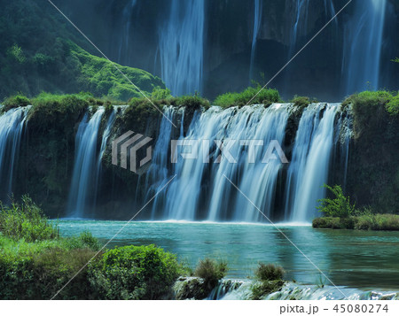 中国雲南省・九龍瀑布 / Jiulong Waterfalls, Yunnan, China 45080274