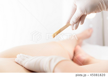 脱毛　ワックス脱毛　デリケートゾーン　施術　イメージ 45081820