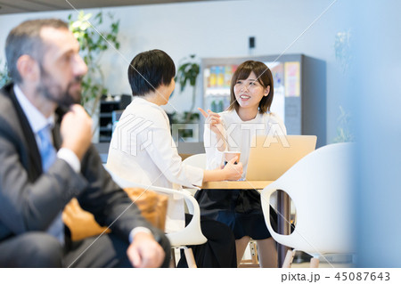 ビジネスシーン ビジネスシーン 45087643