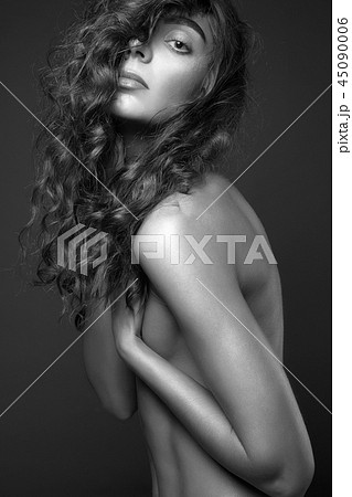 Black and white photo. naked girl - Stock Photo [45090006] - PIXTA