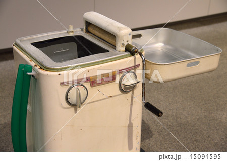 レトロな洗濯機の写真素材 [45094595] - PIXTA