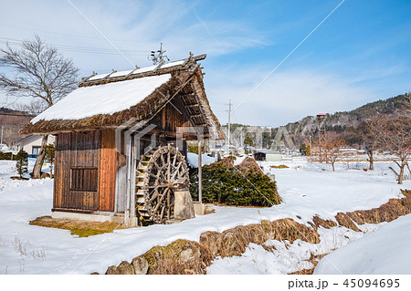 冬の農村風景 冬の農村風景 45094695