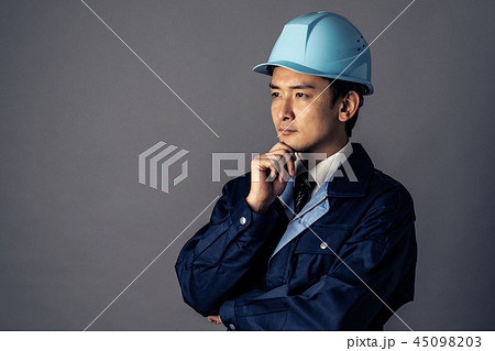 考える技術者 考える技術者 45098203