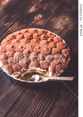 Tiramisu in baking dish 45100943