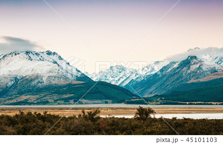 Sunset of Mt. Cook and La Perouse in New Zealand Sunset of Mt. Cook and La Perouse in New Zealand 45101103