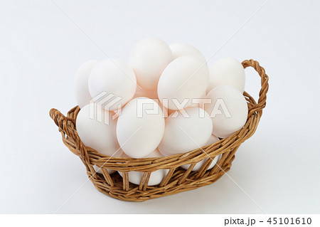 209,012 White Egg Basket Images, Stock Photos, 3D objects, & Vectors