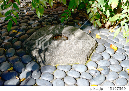 へそ石（六角堂・京都） 45107569