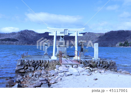 赤城山・大沼の辯天宮 45117001