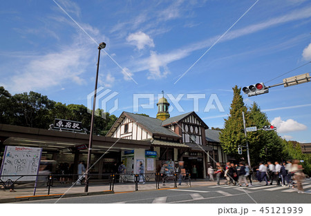 日本の東京都市景観 原宿駅などを望む 45121939