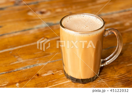 Teh tarik or milk tea, popular drink in Malaysia Teh tarik or milk tea, popular drink in Malaysia 45122032