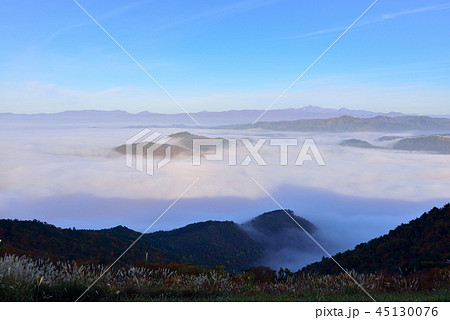 高ツムジ山の雲海 45130076