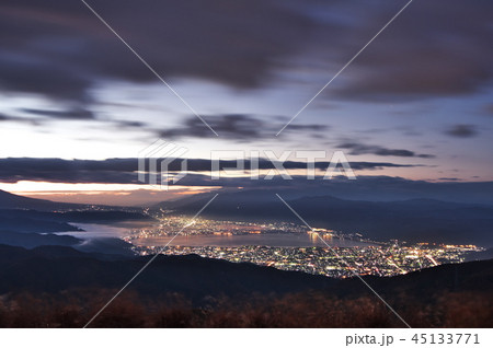 高ボッチから観た夜明けの諏訪の夜景 高ボッチから観た夜明けの諏訪の夜景 45133771