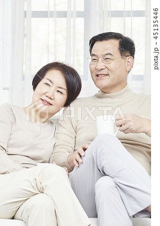 夫婦 男 男性 45135446