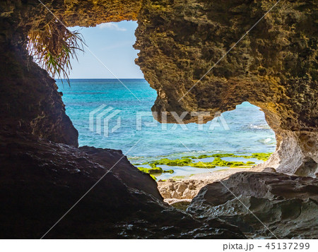 沖縄 伊江島のパワースポット ニャティヤ洞 45137299