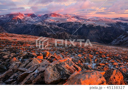 Beartooth pass 45138327