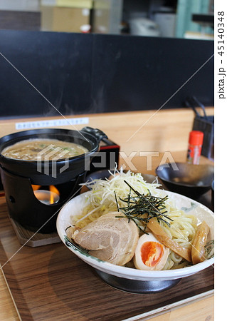 温かいつけ麺 45140348