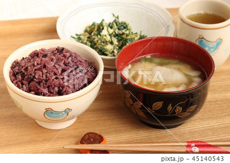 黒米と豚汁の食事 黒米と豚汁の食事 45140543
