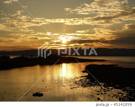 美しき大村湾 (郡川の河口より、大村湾を望む) 45141059