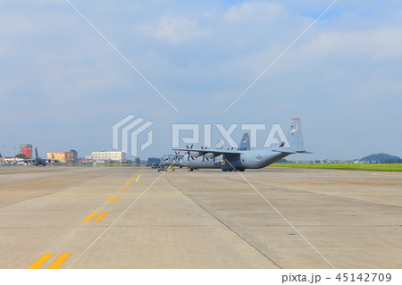 横田基地日米友好祭のC-130 45142709