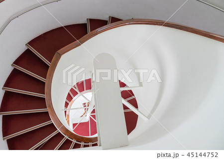 Round stairs with red step 45144752