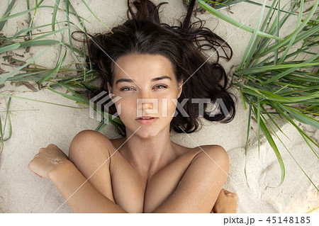 Nudist 