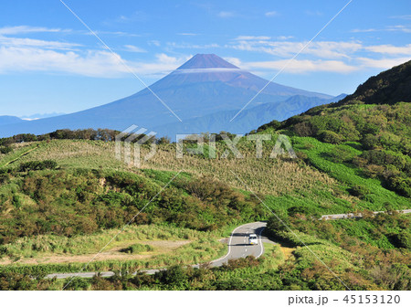 西伊豆スカイラインと富士山-8382 45153120