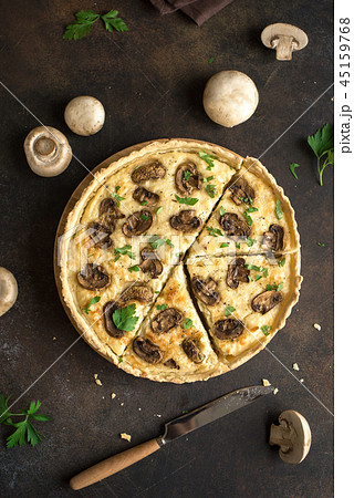 Mushroom Quiche Pie Mushroom Quiche Pie 45159768
