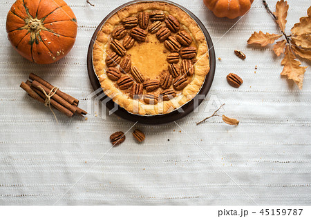 Pumpkin Pecan Pie 45159787