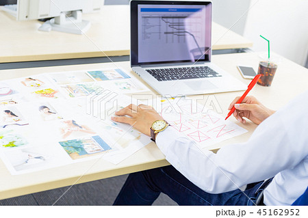 ビジネスマン、デザイナー 45162952