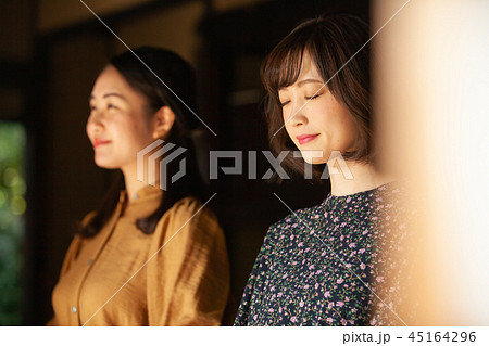 女子旅　インバウンドイメージ 45164296
