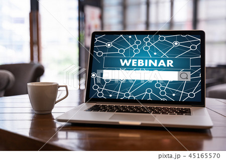 WEBINAR hand on table use E-business Browsing  45165570