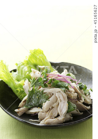 鶏ささみと大葉のサラダ7 45165627