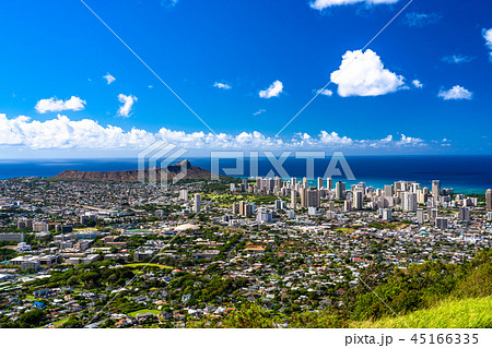 《ハワイ》ホノルルのパノラマ風景・タンタラスの丘より 45166335