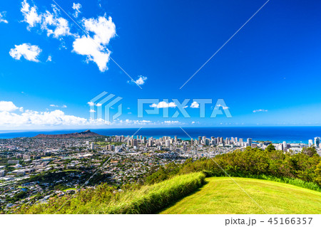 《ハワイ》ホノルルのパノラマ風景・タンタラスの丘より 《ハワイ》ホノルルのパノラマ風景・タンタラスの丘より 45166357