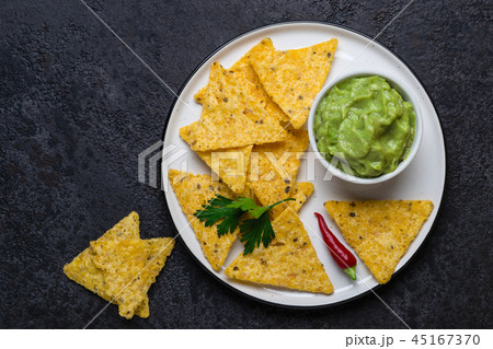 Latinamerican Guacamole With Corn Chips 45167370