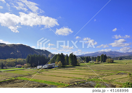 秋　骨寺村荘園遺跡地区と栗駒山 45168996