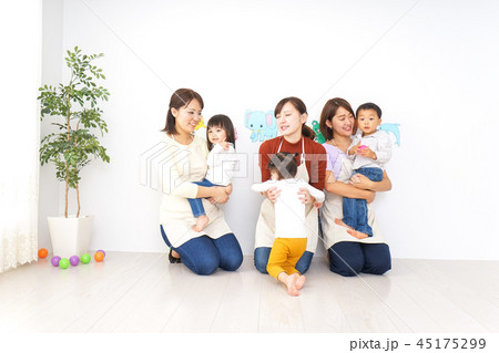 子育て・託児所 45175299