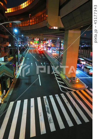 溝田橋交差点の風景(夜景) 溝田橋交差点の風景(夜景) 45177343