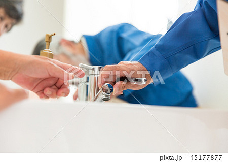 水道 トラブル 業者 45177877